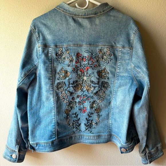 Catherines Jackets & Blazers - Catherines floral embroidery denim jacket